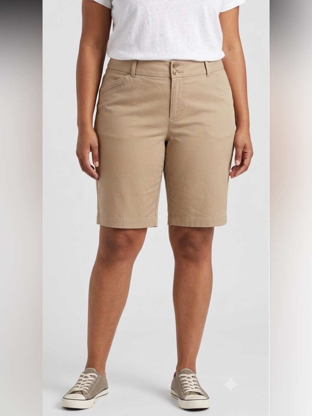 Dockers Women’s Burmuda Shorts in Tan Khaki